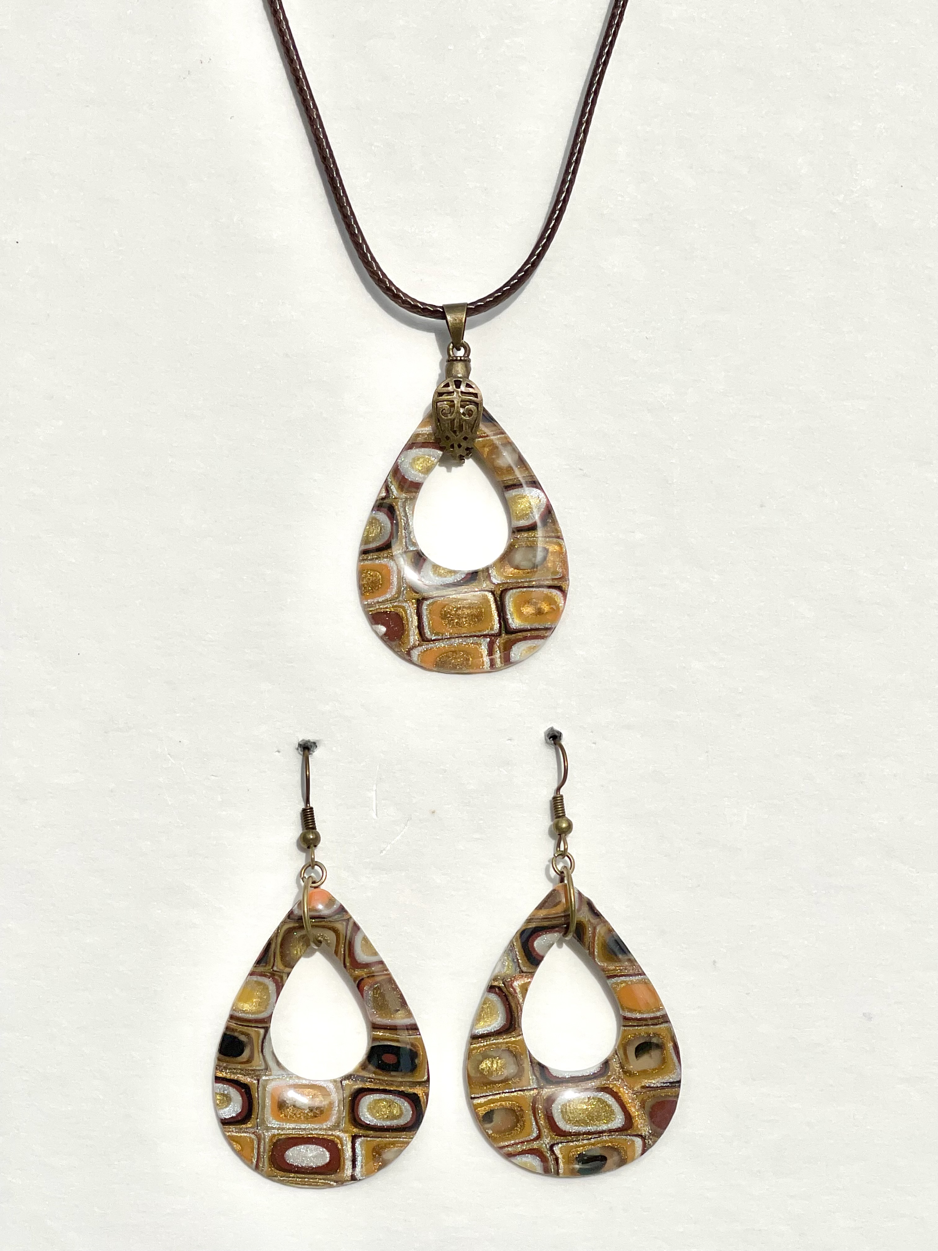 Gustav Collection – Golden Mosaic Teardrop Set